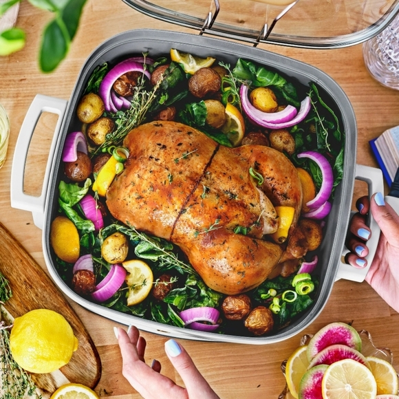 ❤️ New Beautiful 7 Qt Electric Skillet by Drew Barrymore - Picture 6 of 10